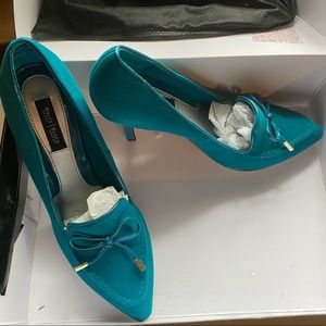 WHBM size 7.5 Madison heels. Brand new never worn
